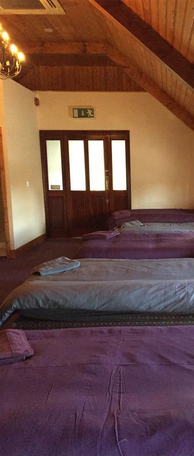 Long Acre Lodge Карлингфорд Экстерьер фото